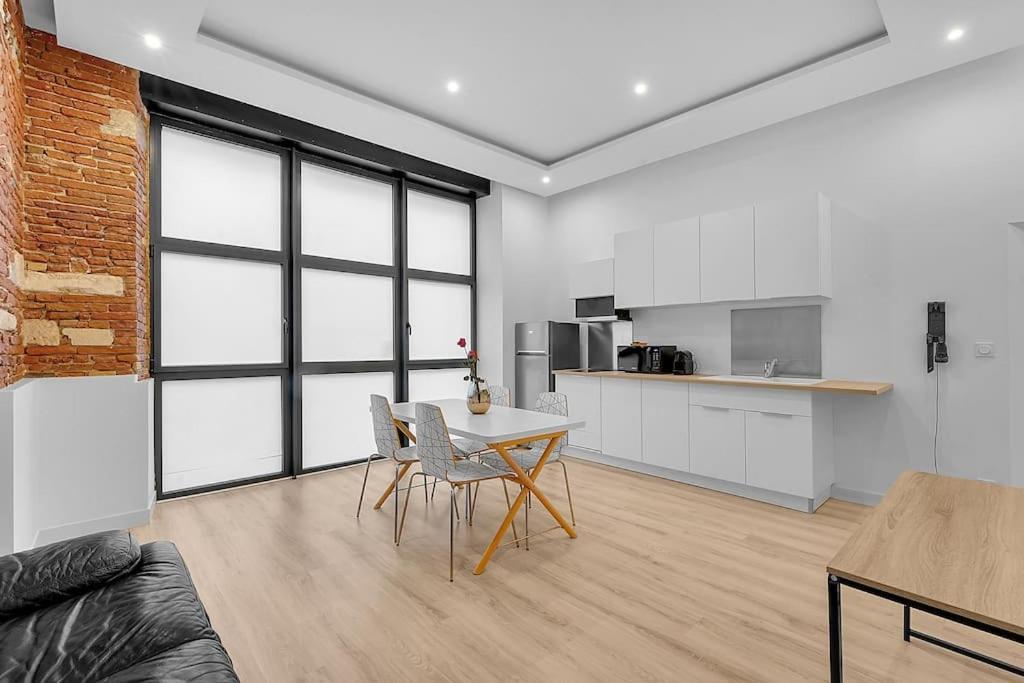 Loft Toulousain Atypique Renove A Neuf Toulouse Exterior photo